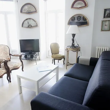 Διαμέρισμα Emyrent I San Martin